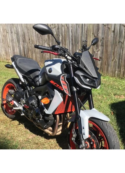 YAMAHA MT09 2017-2020 Ön Cam Alüminyum YAMAHA MT09 2017-2020 Ön Cam Alüminyum