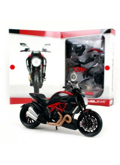 Ducati Diavel Carbon 1:12 Model Motosiklet Yap Boz Birleştir Ducati Diavel Carbon 1:12 Model Motosiklet Yap Boz Birleştir