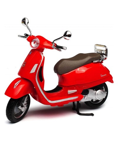 Vespa GTS 300 2017 Model Motosiklet 1:18 Ölçek Lisanslı Ürün